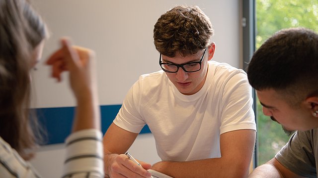 Schüler am lernen